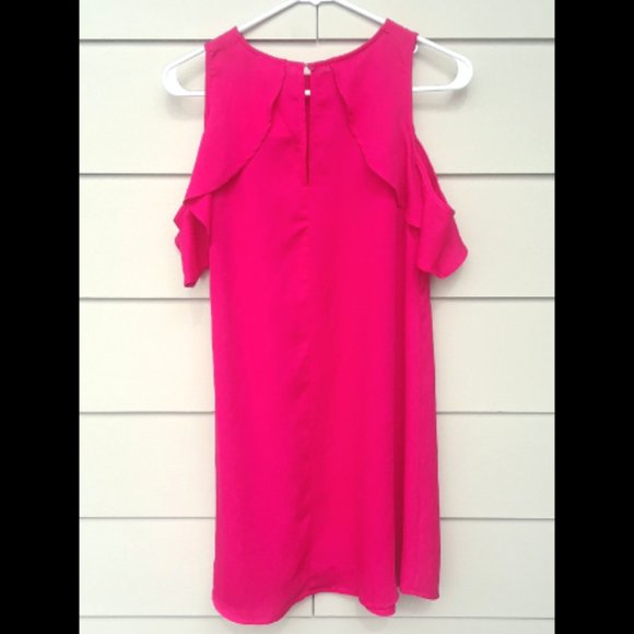 NWT TCEC Hot Pink Cold Shoulder Sleeveless Flutter Dress Size Small *BARBIE* - Picture 2 of 4